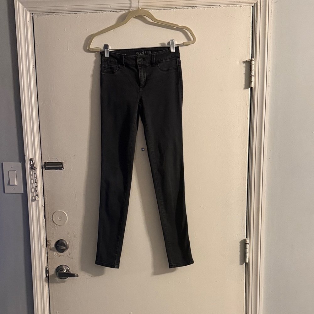 White House Black Market Black Leggings